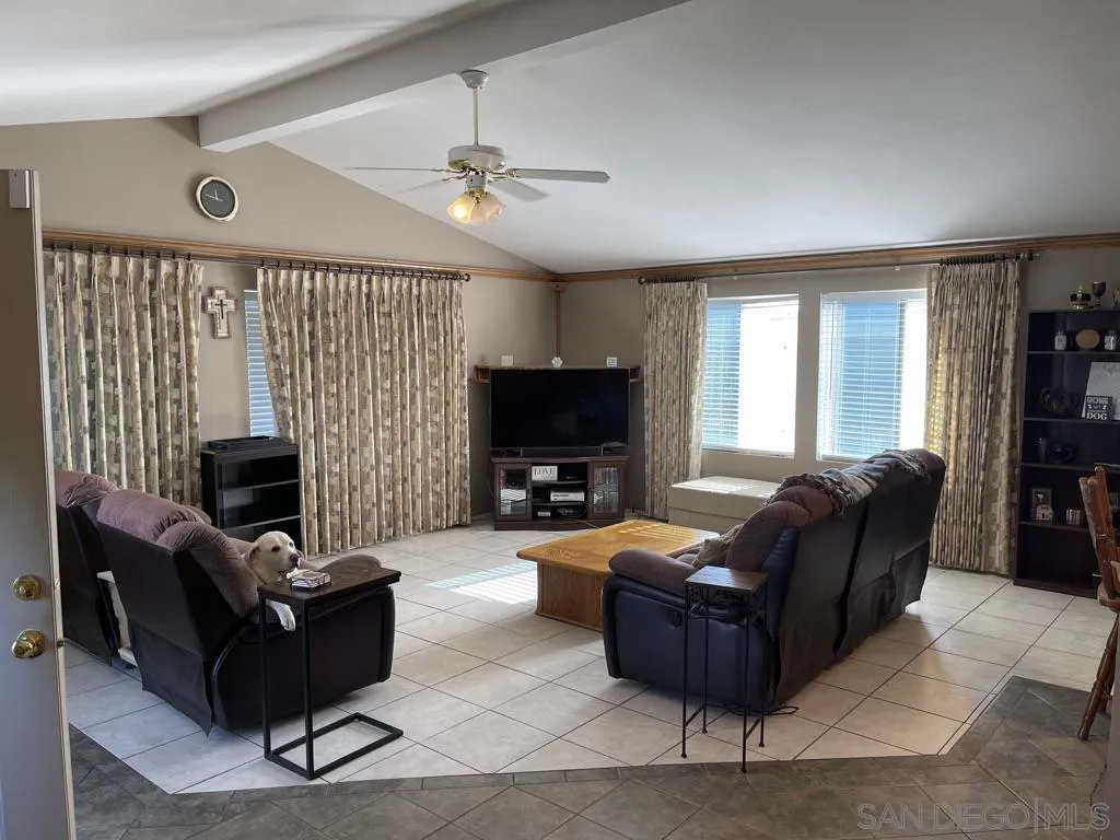 15935 Spring Oaks Road, Unit 51 El Cajon, CA 92021 - Photo 3 of 21 Gallery Image 3