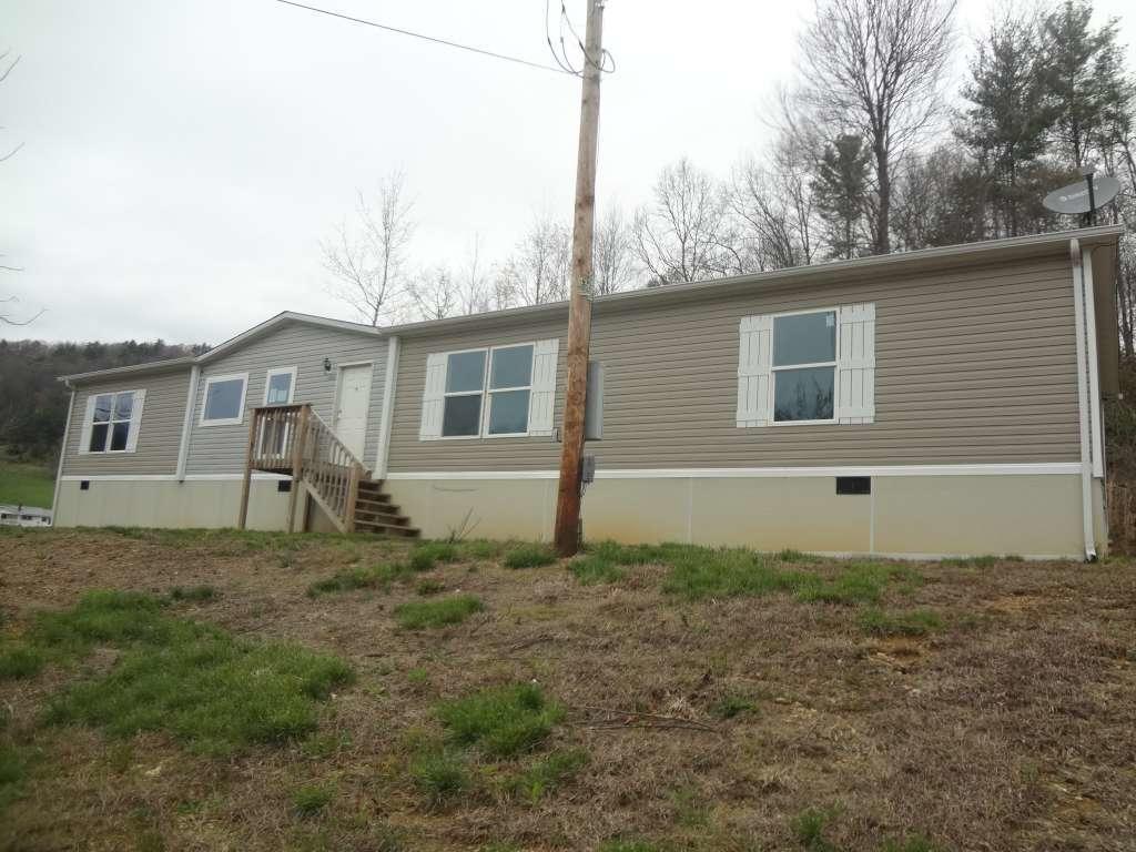 1043 Pine Orchard Road Butler, TN 37640 - Photo 1 of 7 1 Front