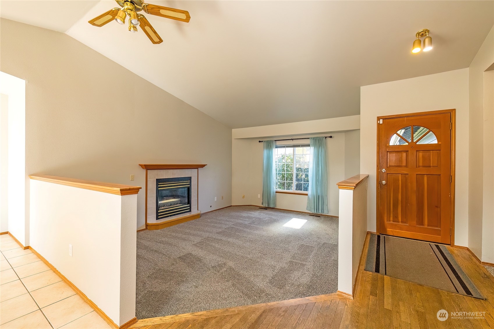 7306 East Collins Road Port Orchard, WA 98366 - Photo 14 of 38 Gallery Image 14