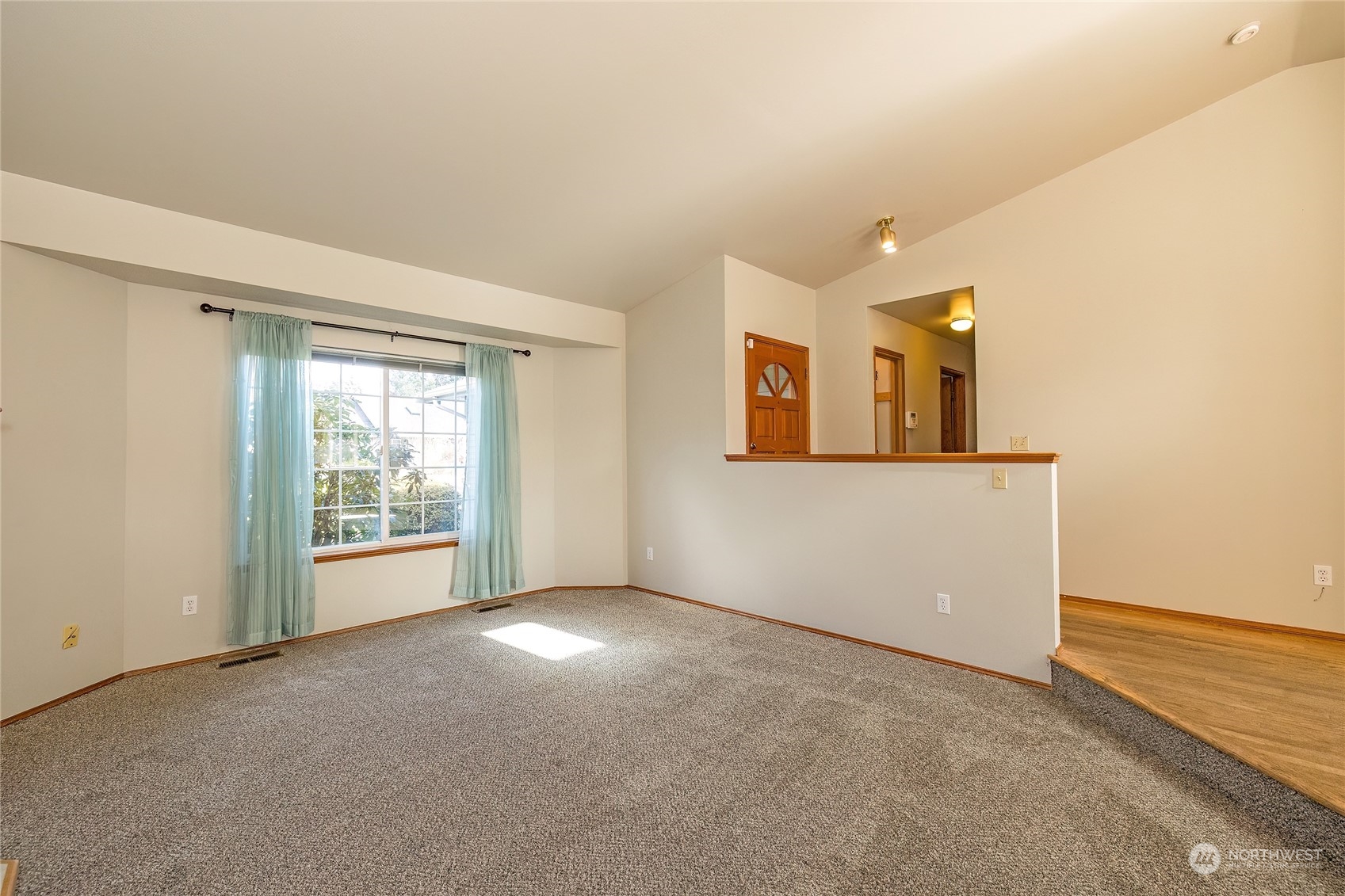 7306 East Collins Road Port Orchard, WA 98366 - Photo 19 of 38 Gallery Image 19