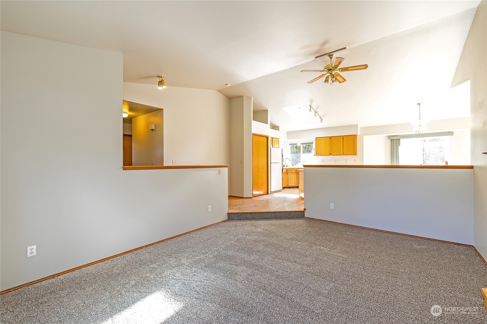 7306 East Collins Road Port Orchard, WA 98366 - Photo 20 of 38 Gallery Image 20