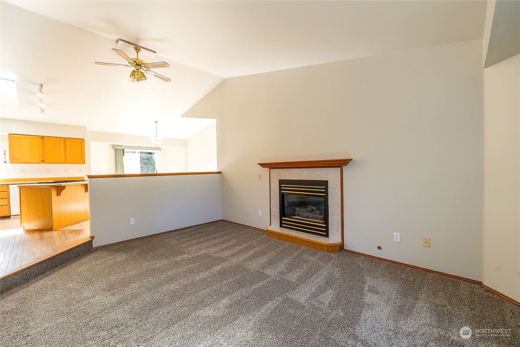 7306 East Collins Road Port Orchard, WA 98366 - Photo 21 of 38 Gallery Image 21