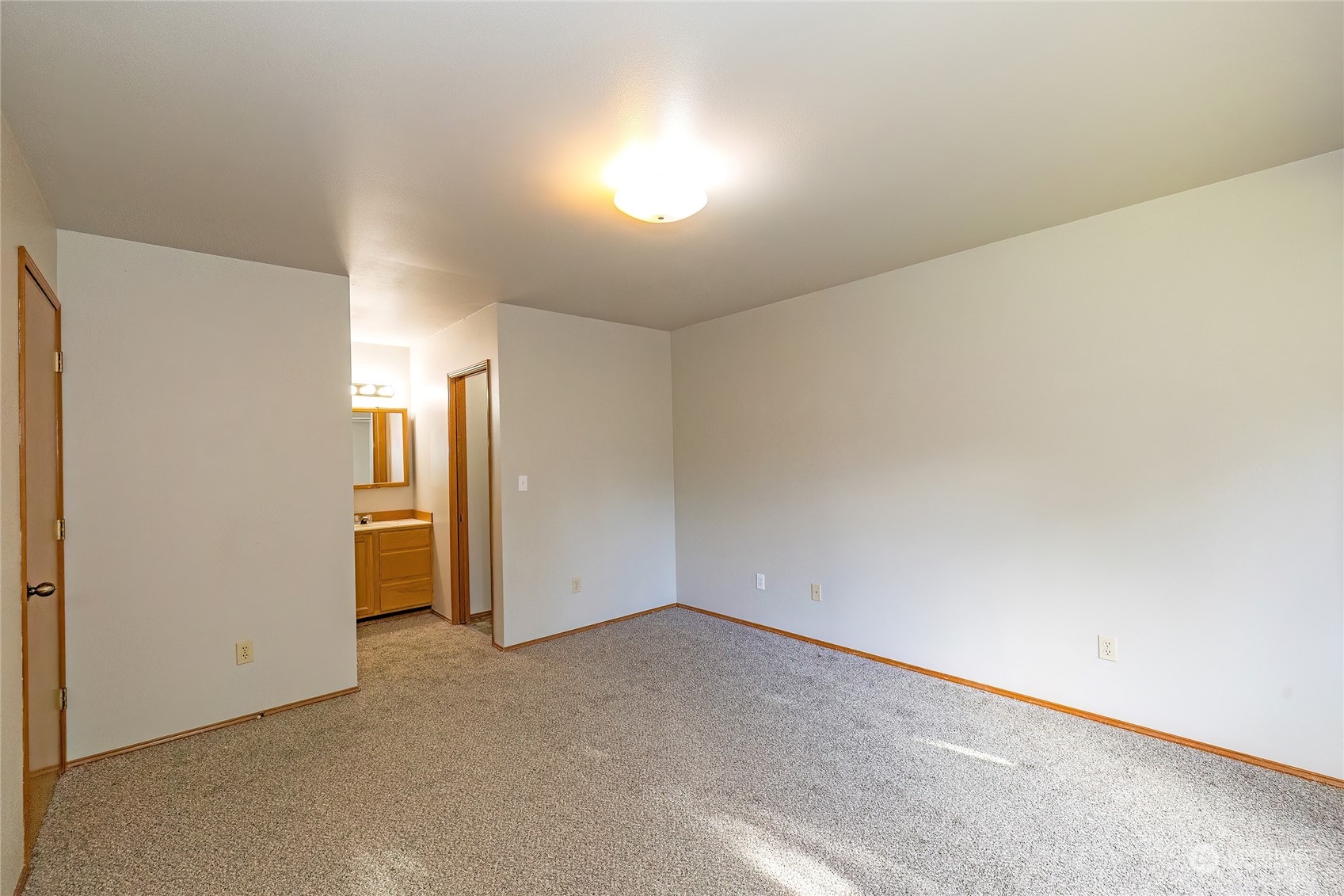 7306 East Collins Road Port Orchard, WA 98366 - Photo 26 of 38 Gallery Image 26