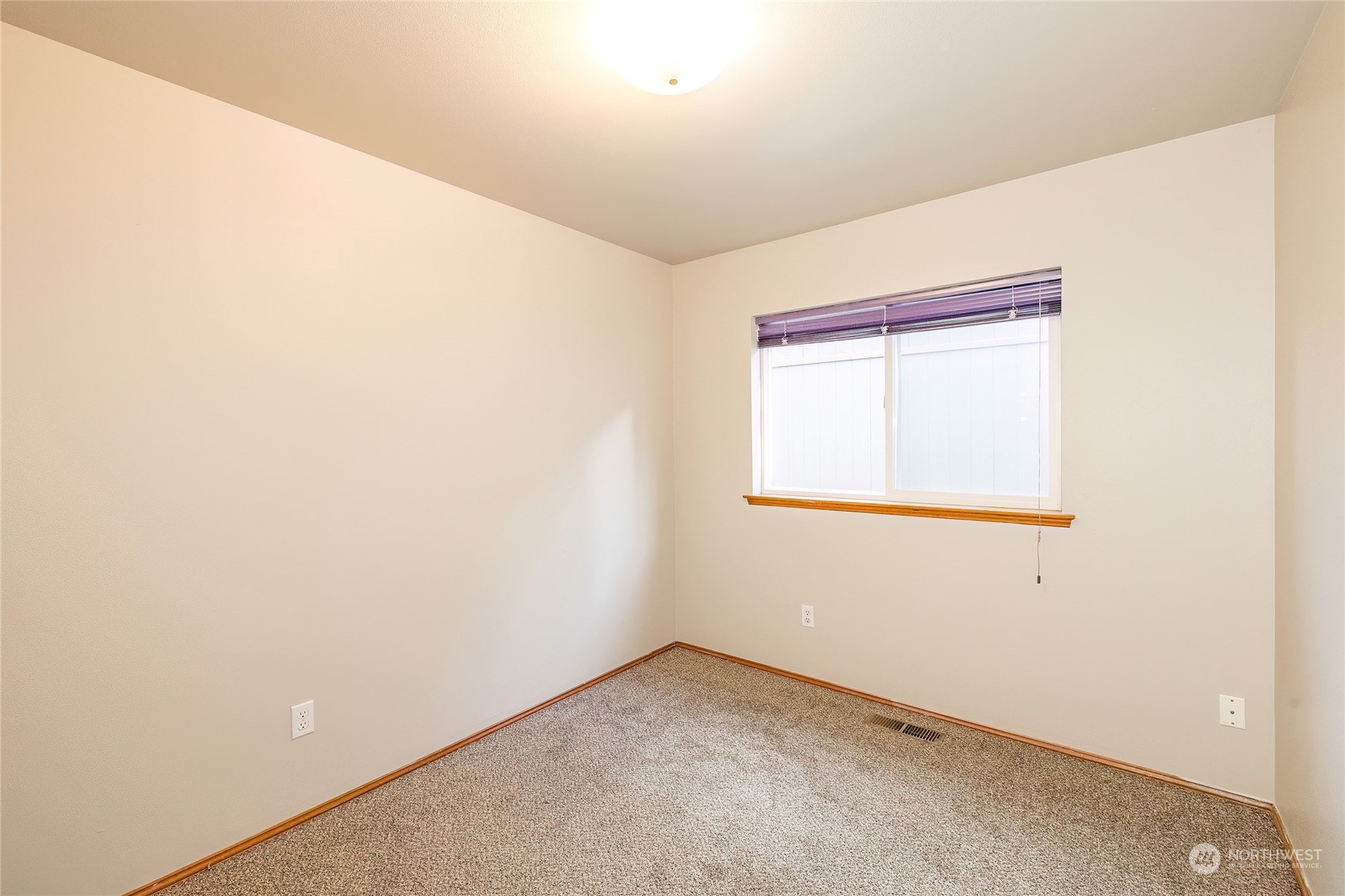 7306 East Collins Road Port Orchard, WA 98366 - Photo 38 of 38 Gallery Image 38