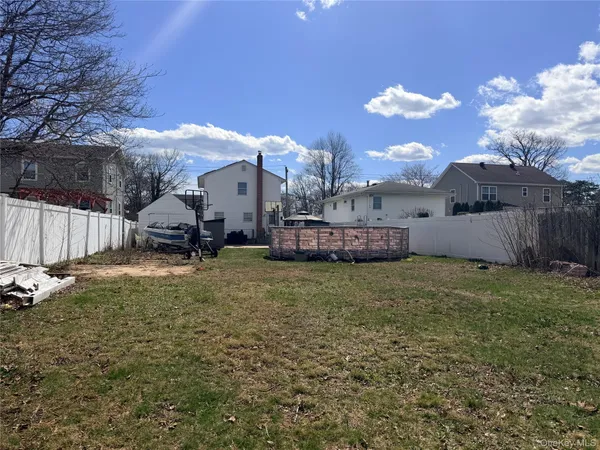 $579,000 | 506 48th Street, Amityville, NY 11701