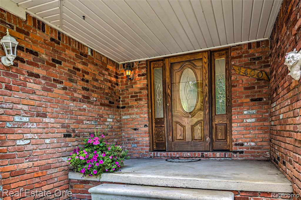 1400 South Baldwin Road Lake Orion, MI 48360 - Photo 4 of 42 Gallery Image 4