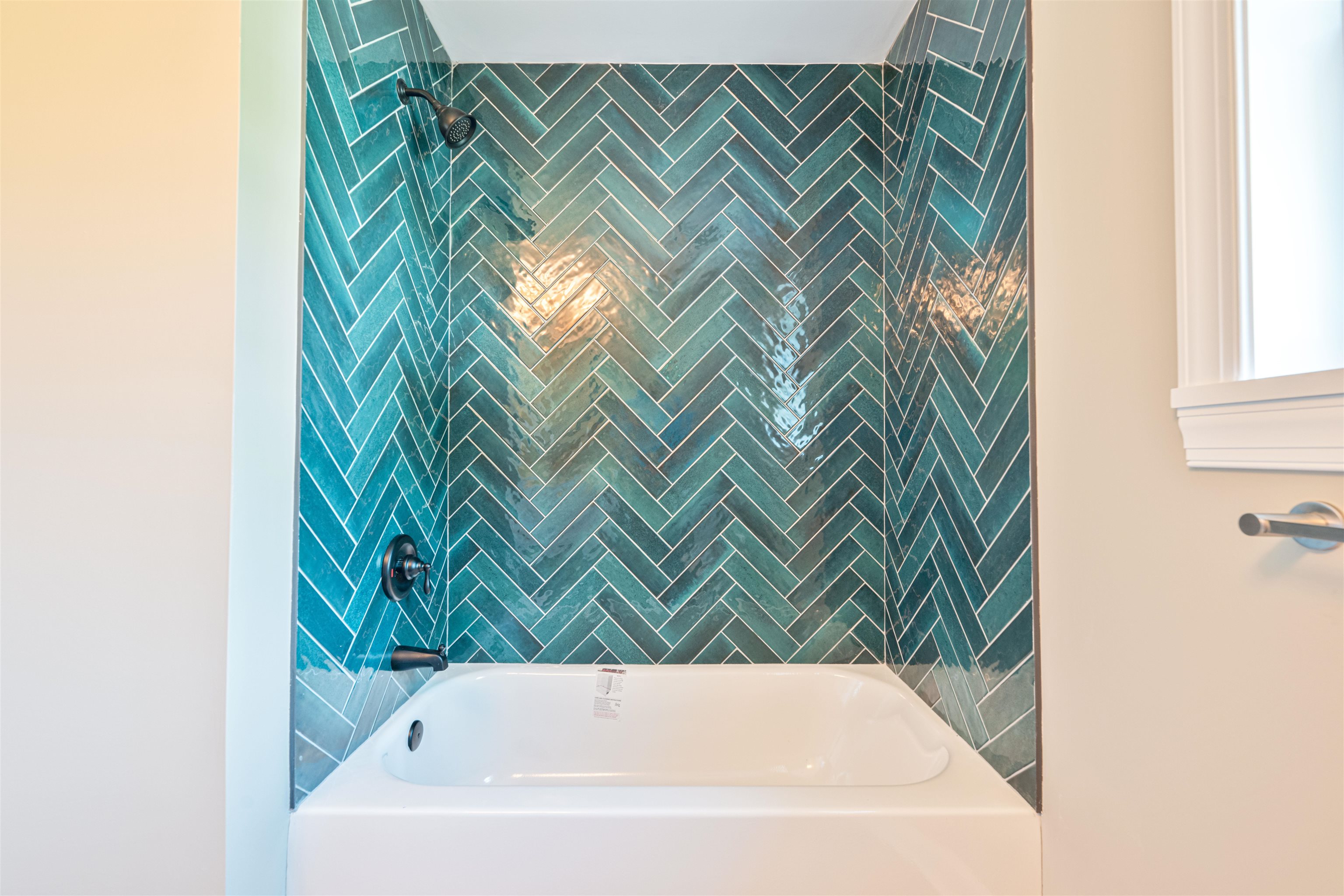 157 Fishing Creek Road North Cape May, NJ 08204 - Photo 9 of 50 a bathroom with a bathtub