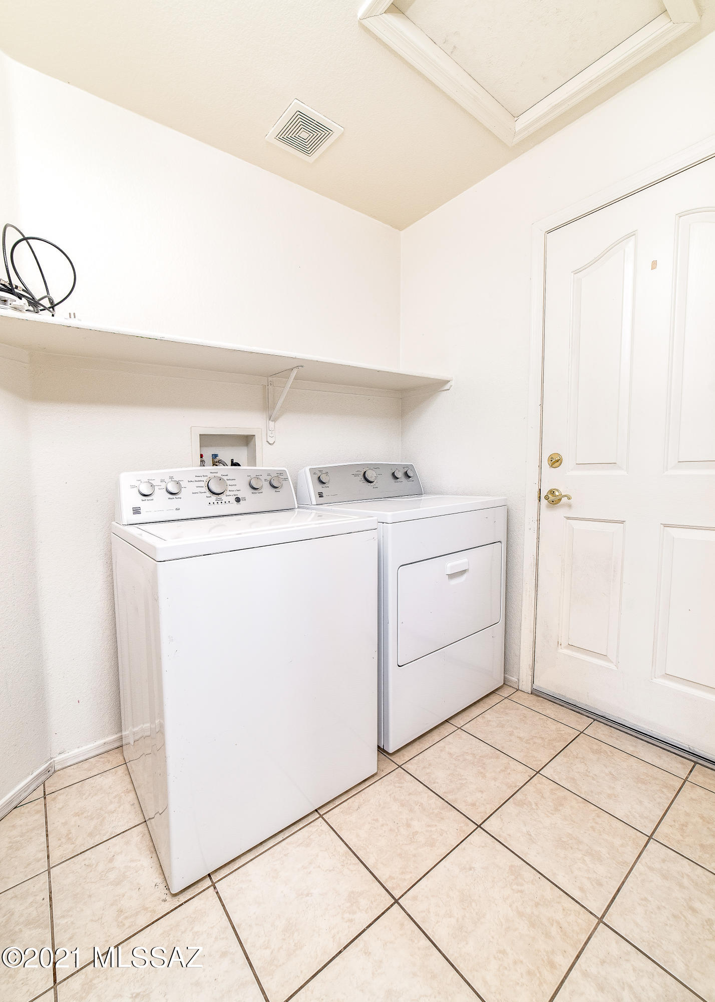 588 West Chatfield Street Vail, AZ 85641 - Photo 11 of 27