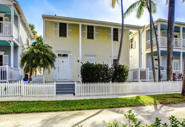 $895,000 | 202 Golf Club Drive, Key West, FL 33040