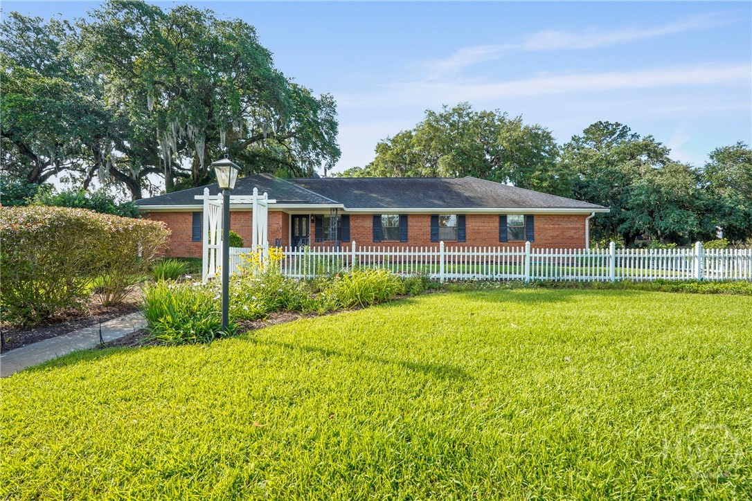 145 Cardinal Road Savannah, GA 31406 - Photo 2 of 50 Gallery Image 2