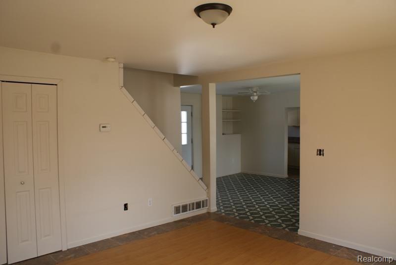 10497 East Stanley Road Davison, MI 48423 - Photo 7 of 19 DSC04432.jpg