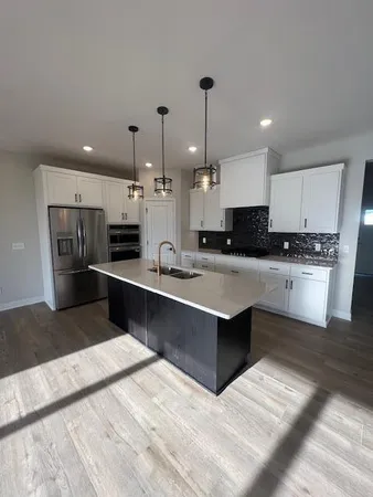 $698,990 | 19441 Everglade Path, Farmington, MN 55024