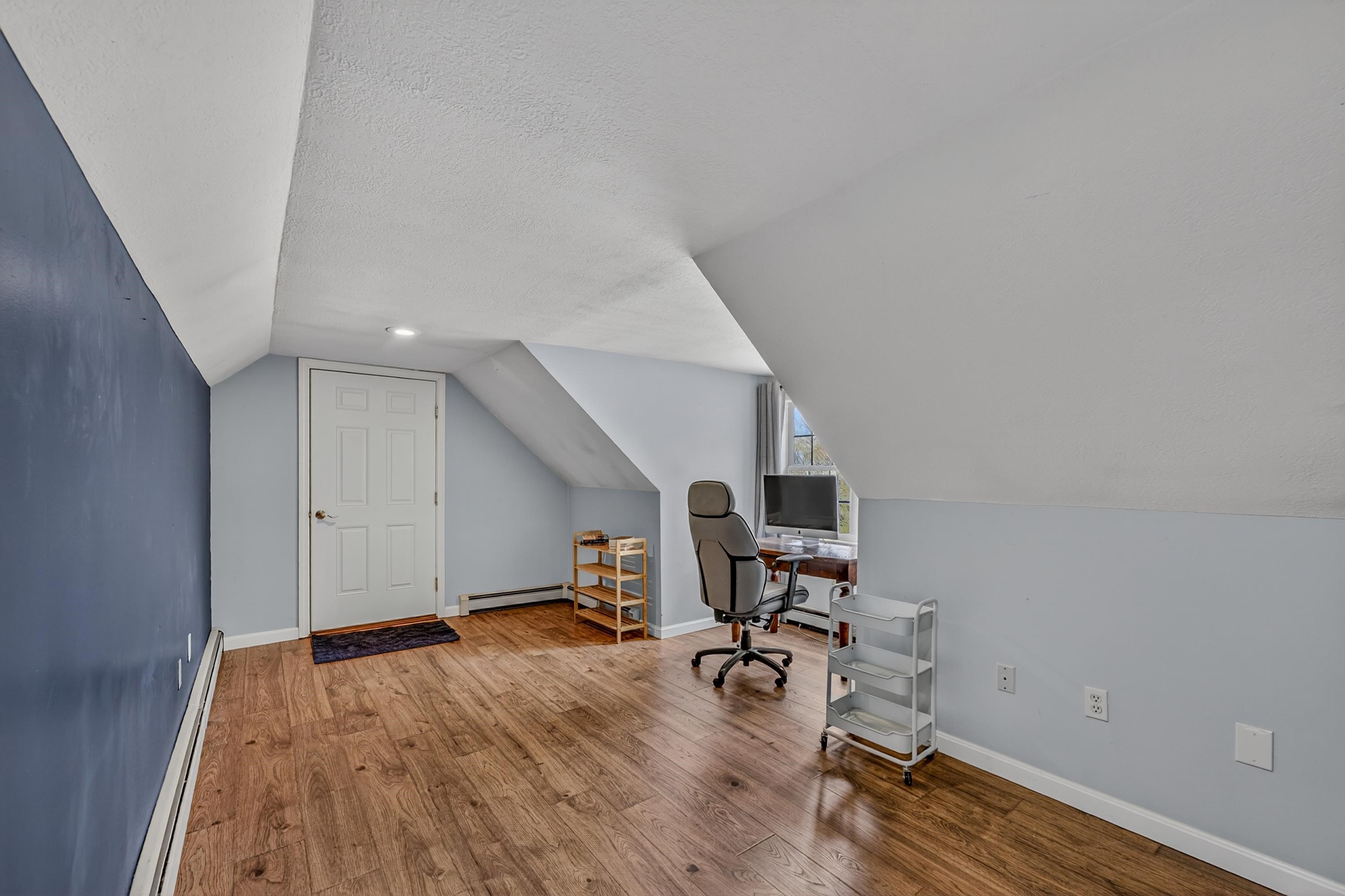 137 Sargent Road Holderness, NH 03245 - Photo 33 of 54