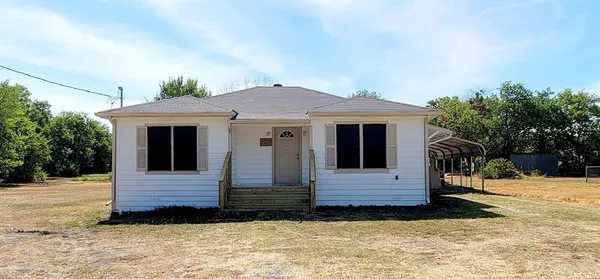 $800 | 105 Windsor Street, Lone Oak, TX 75453