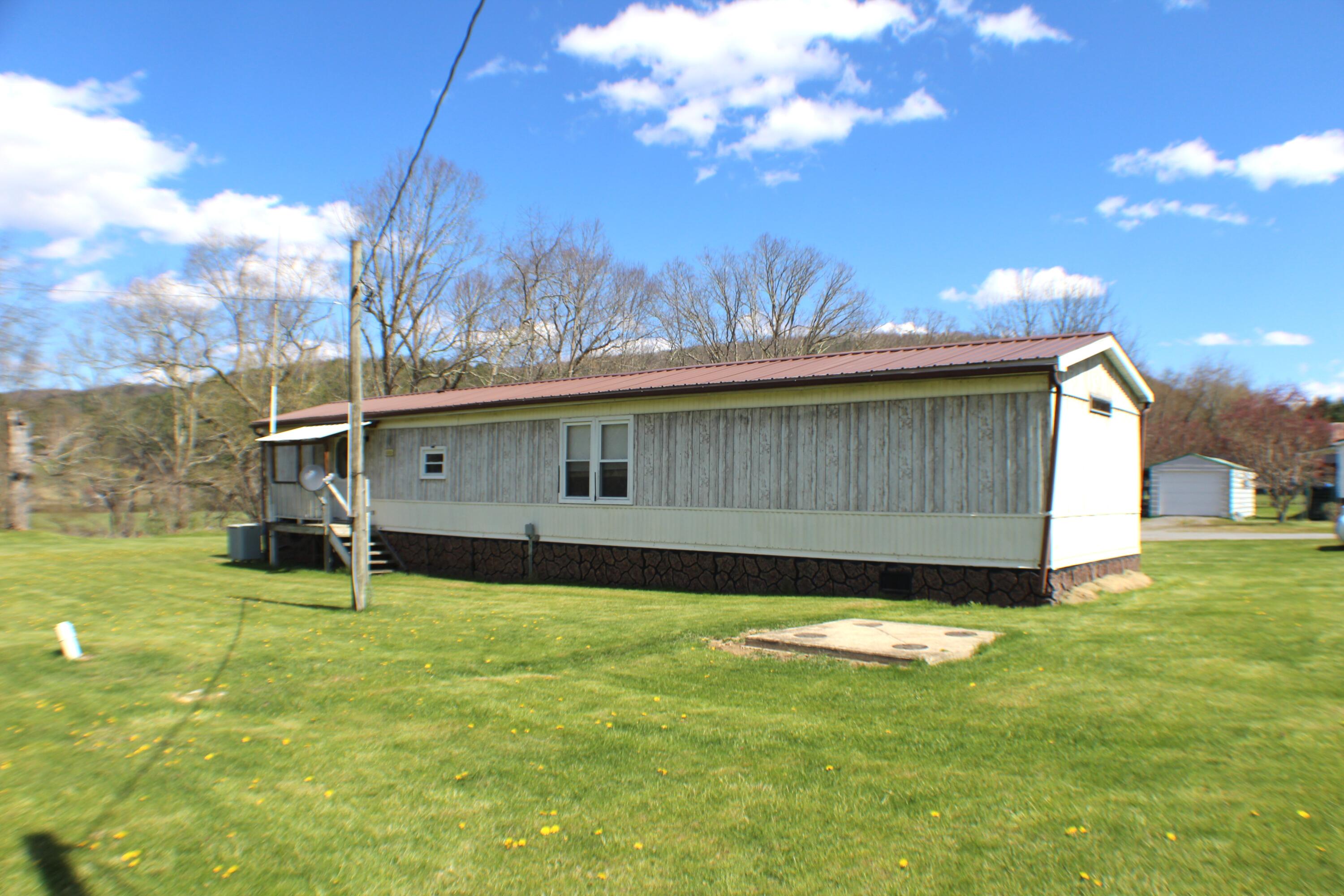6459 Huntersville Road Marlinton, WV 24954 - Photo 8 of 31 Gallery Image 8