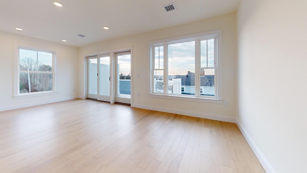 29 Parkers Neck Road Yarmouth, MA 02664 - Photo 23 of 33