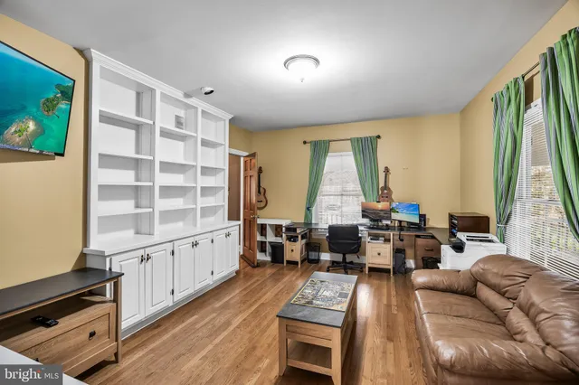 $1,399,000 | 3 South Lakeside Drive West, Medford, NJ 08055