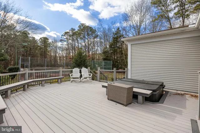 $1,399,000 | 3 South Lakeside Drive West, Medford, NJ 08055