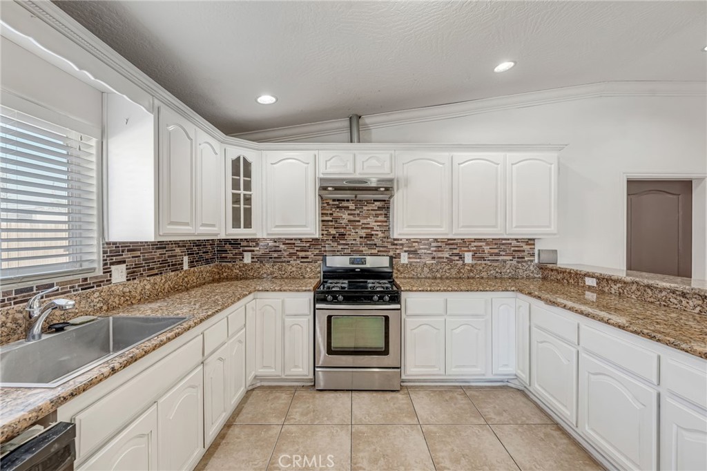 14944 Coalinga Road Victorville, CA 92392 - Photo 14 of 47 Gallery Image 14