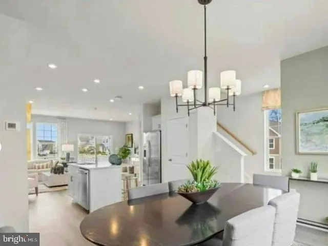 $2,375 | 10 Coolidge Avenue, Ranson, WV 25438