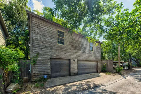 $2,000,000 | 812 West 10th Street, Austin, TX 78701
