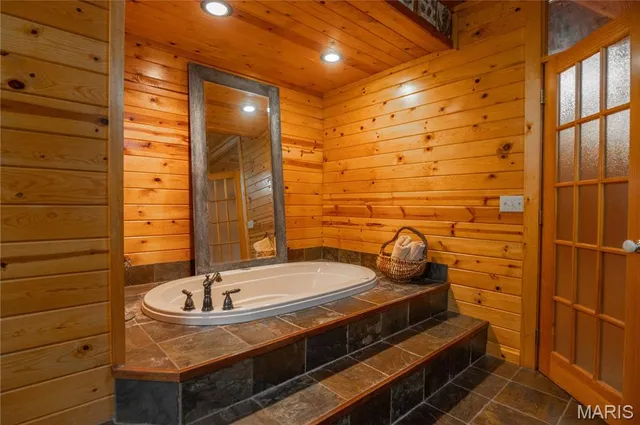 $1,750,000 | 15877 Highway M Bloomfield Mo 63825, Bloomfield, MO 63825