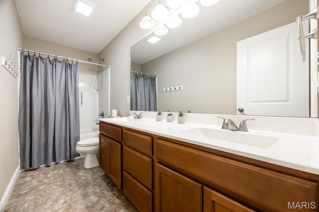 2626 Welsch Drive Shiloh, IL 62221 - Photo 30 of 42