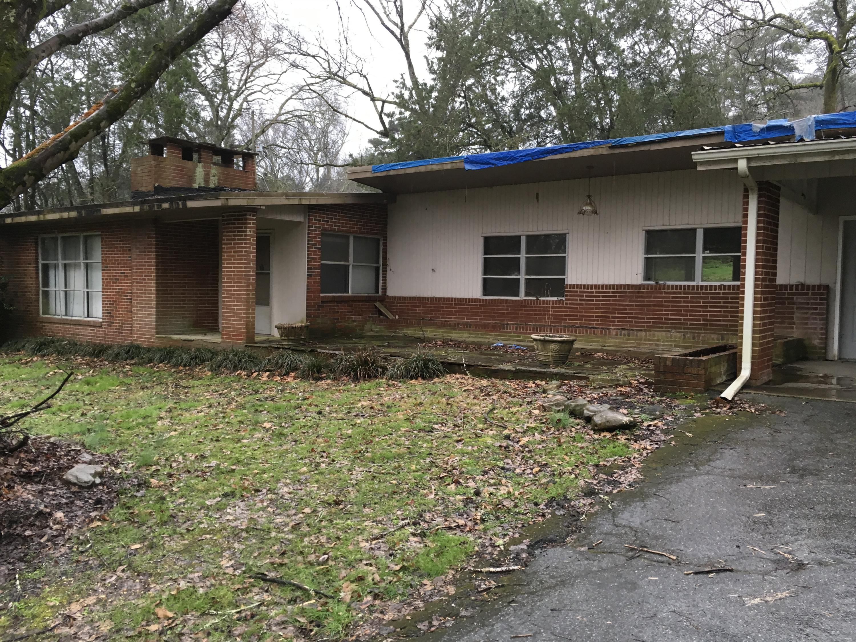 824 Roberts Mill Road Hixson, TN 37343 - Photo 1 of 2 45B5395A-FCF3-4D1B-8559-0D72F3A9BBB3