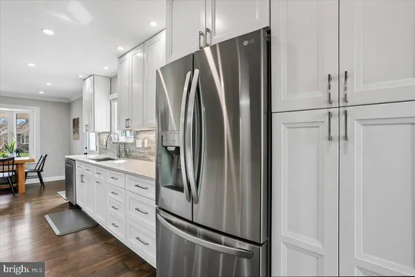 $550,000 | 24328 Flamingo Terrace, Gaithersburg, MD 20882