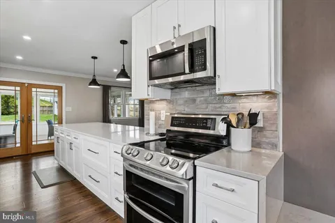 $550,000 | 24328 Flamingo Terrace, Gaithersburg, MD 20882
