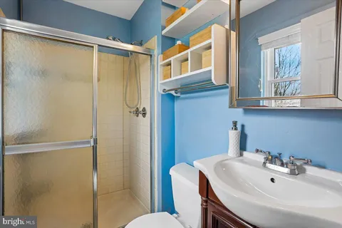 $550,000 | 24328 Flamingo Terrace, Gaithersburg, MD 20882