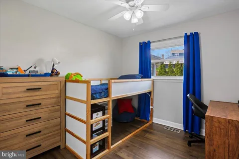 $550,000 | 24328 Flamingo Terrace, Gaithersburg, MD 20882