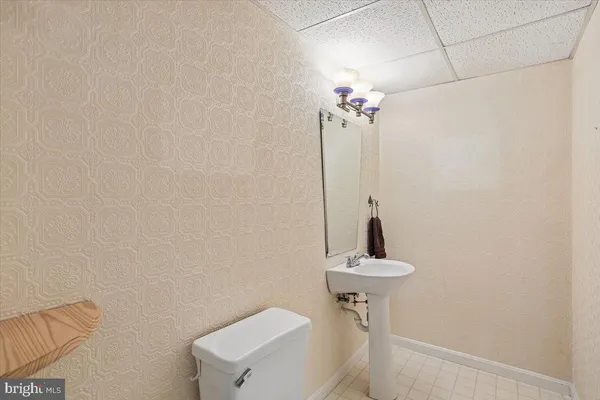 $550,000 | 24328 Flamingo Terrace, Gaithersburg, MD 20882