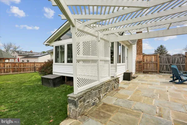 $550,000 | 24328 Flamingo Terrace, Gaithersburg, MD 20882