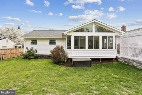 $550,000 | 24328 Flamingo Terrace, Gaithersburg, MD 20882