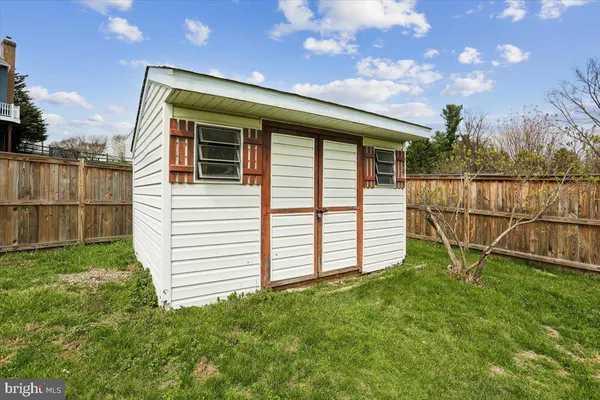 $550,000 | 24328 Flamingo Terrace, Gaithersburg, MD 20882