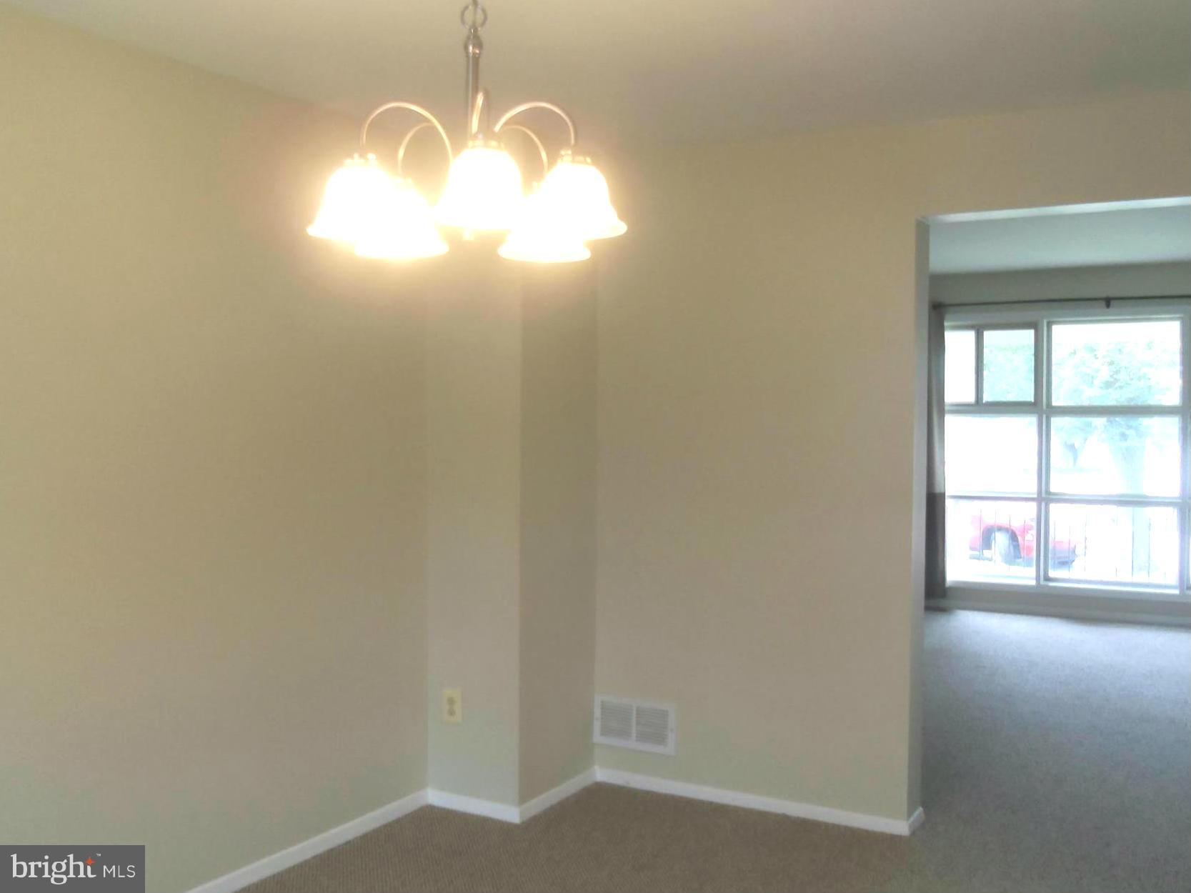 6211 Marlora Road Baltimore, MD 21239 - Photo 6 of 16 Dining Room