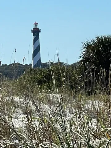 a picture of a street