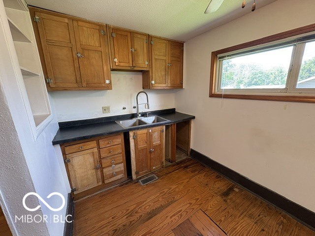 321 West Jay Street Dunkirk, IN 47336 - Photo 20 of 33