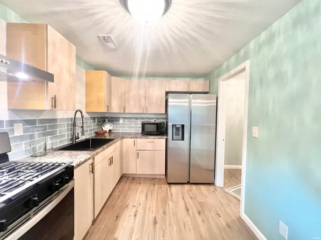 $180,000 | 203 Beal Street, Logansport, IN 46947