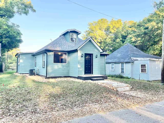 $180,000 | 203 Beal Street, Logansport, IN 46947