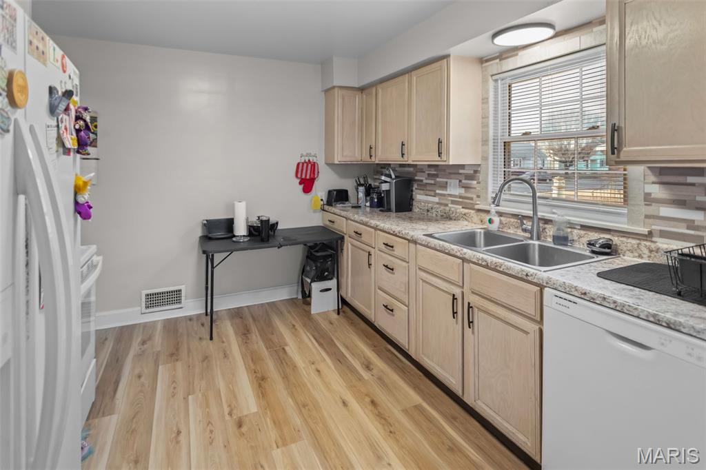 453 George Street Wood River, IL 62095 - Photo 17 of 55