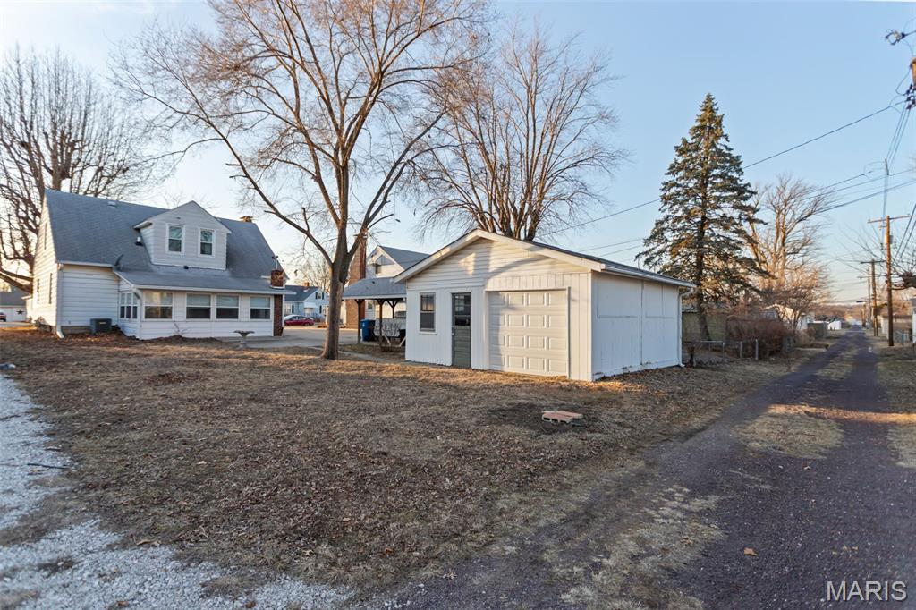 453 George Street Wood River, IL 62095 - Photo 50 of 55