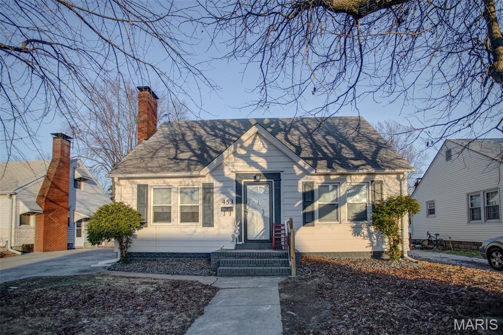 453 George Street Wood River, IL 62095 - Photo 8 of 55