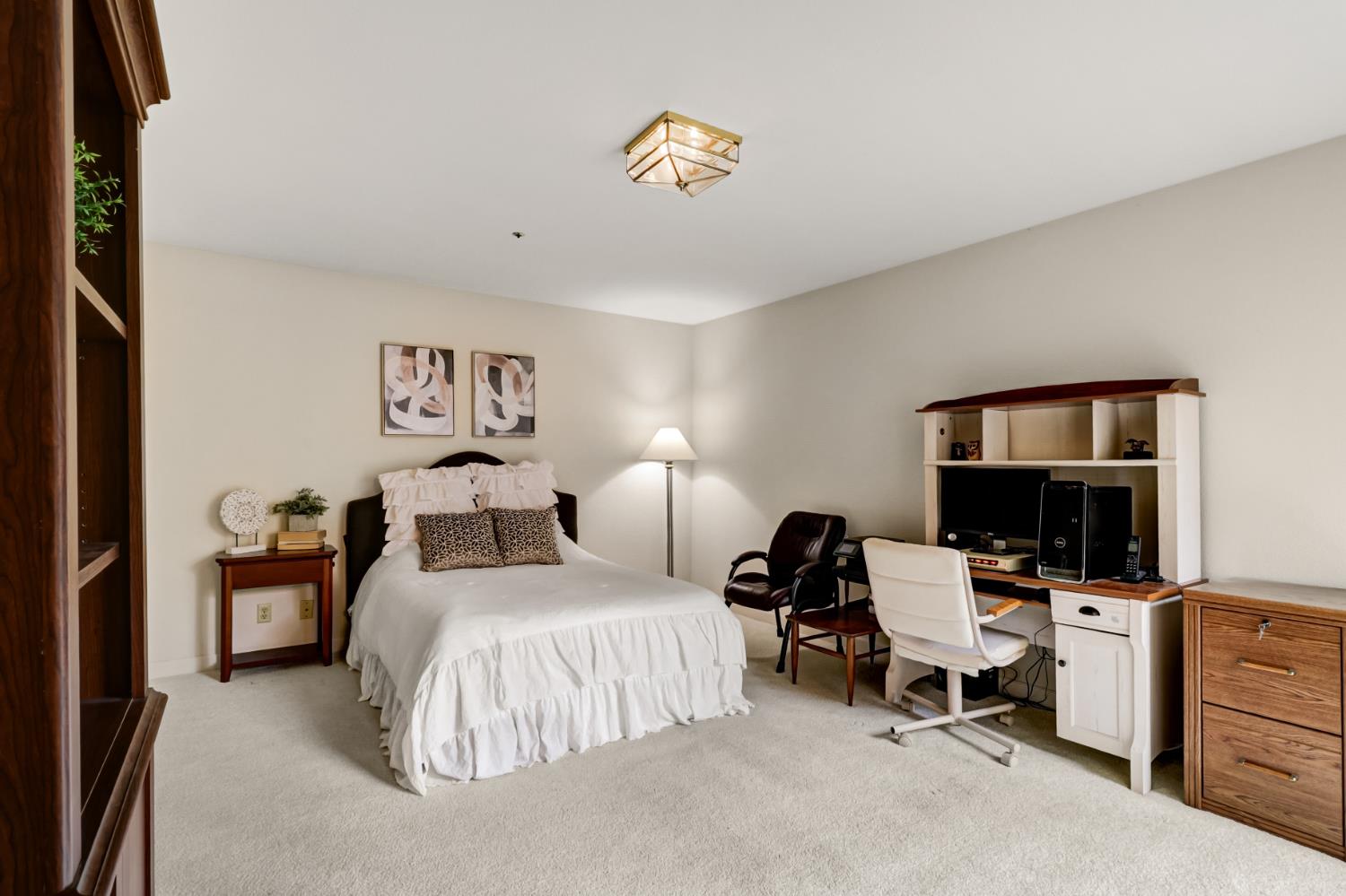 2812 Lacy Lane Sacramento, CA 95821 - Photo 21 of 76