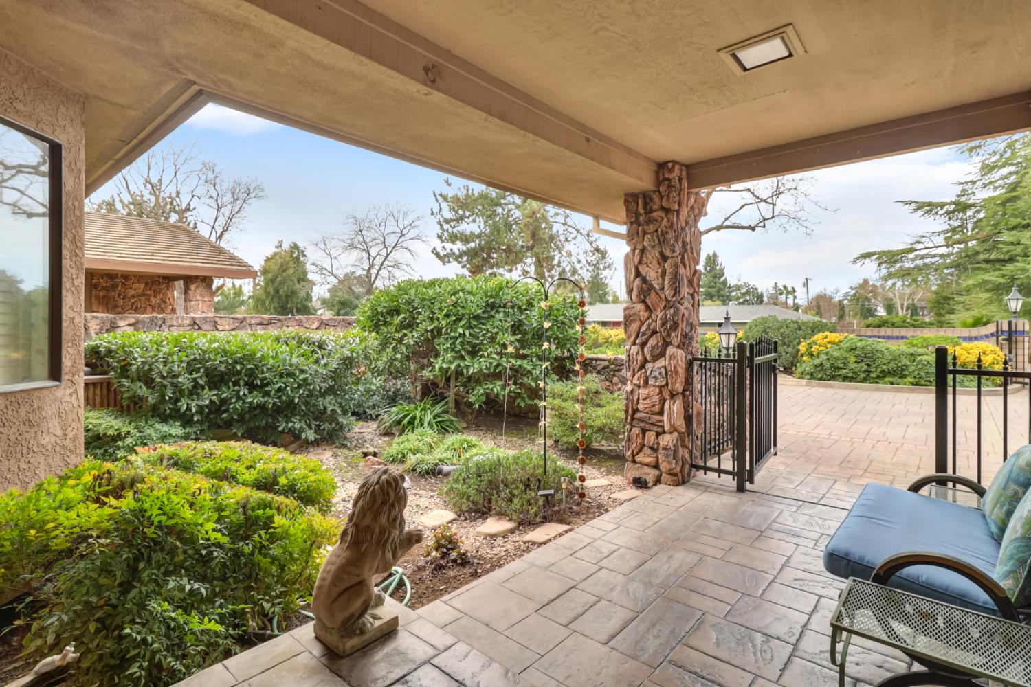 2812 Lacy Lane Sacramento, CA 95821 - Photo 33 of 76