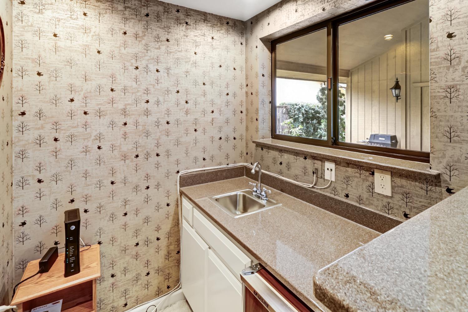 2812 Lacy Lane Sacramento, CA 95821 - Photo 46 of 76