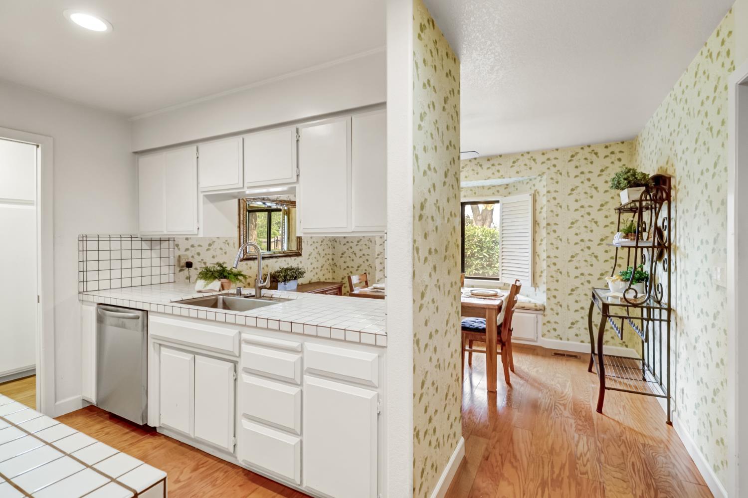 2812 Lacy Lane Sacramento, CA 95821 - Photo 52 of 76