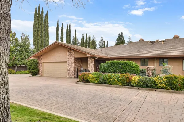 $629,000 | 2812 Lacy Lane, Sacramento, CA 95821