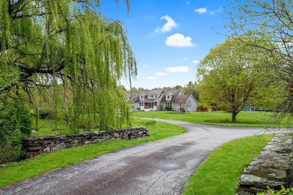 382 Chicopee Row Groton, MA 01450 - Photo 2 of 42